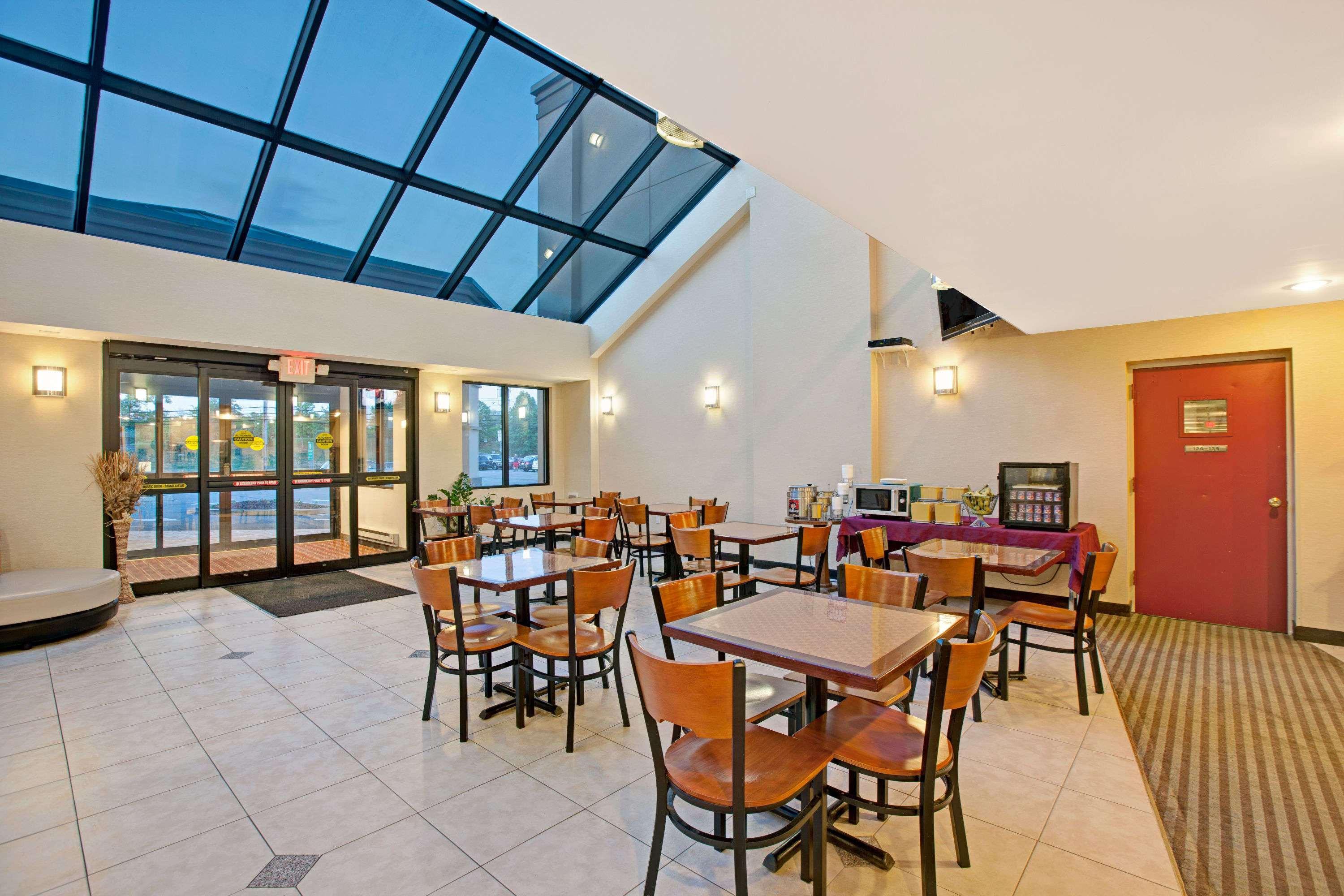 Days Inn By Wyndham Parsippany Luaran gambar